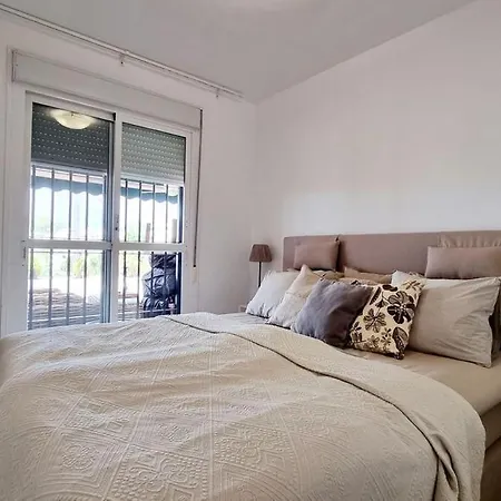 Rosies Place - Fantastic-2-bed-apartment-with-great-terrace-in-lorcrimar V Marbella