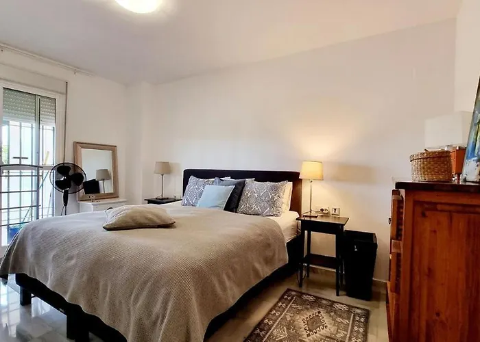 Rosies Place - Fantastic-2-bed-apartment-with-great-terrace-in-lorcrimar V * Marbella