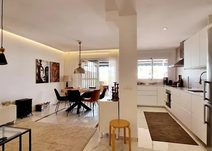 Rosies Place - Fantastic-2-bed-apartment-with-great-terrace-in-lorcrimar V